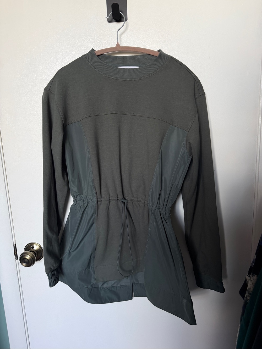 Athleta Triumph Top - Picture 4 of 7